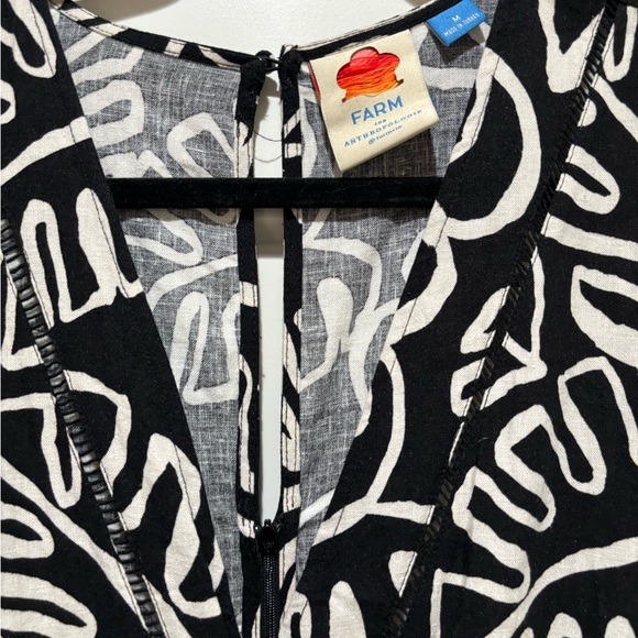 Farm Rio Romper - Picture 4 of 6